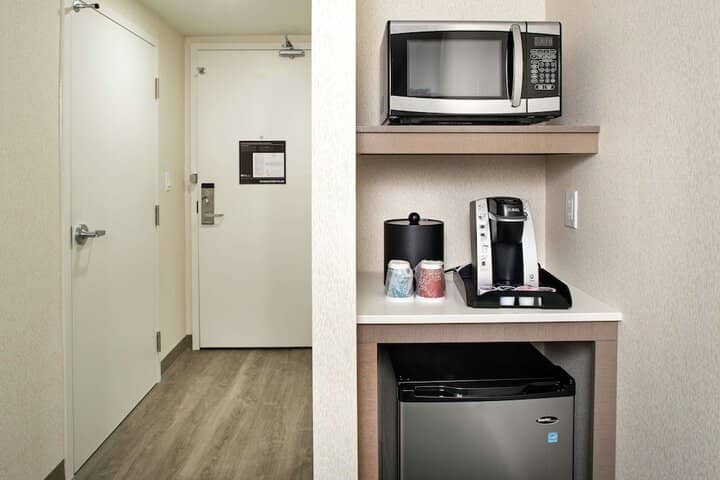 Room 12 of 34