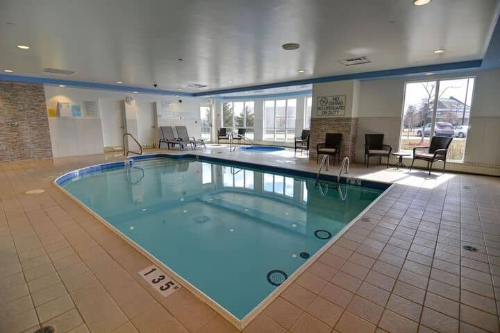 Pool 21 of 34
